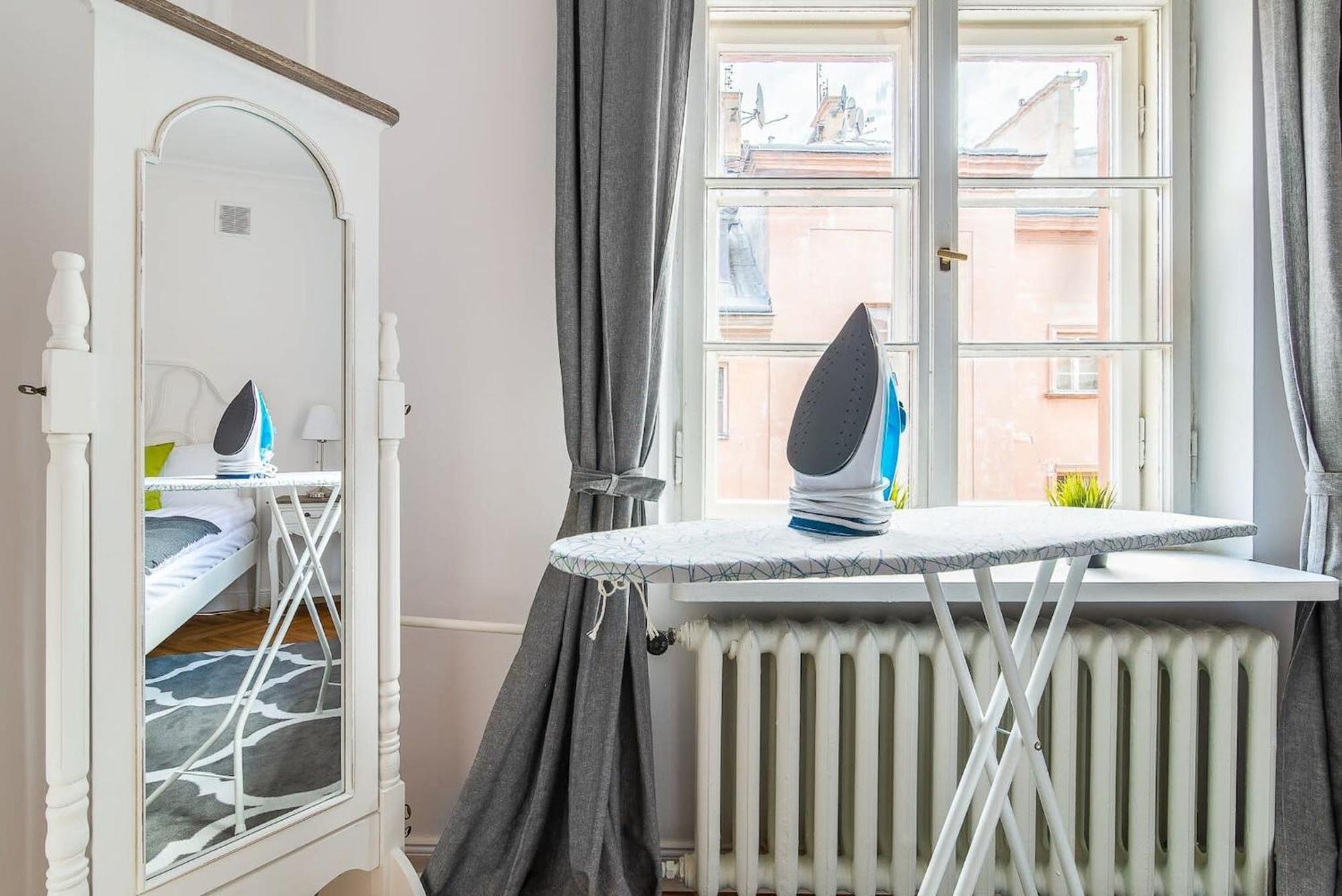Senatorska 7 By Noclegi Renters وارسو المظهر الخارجي الصورة
