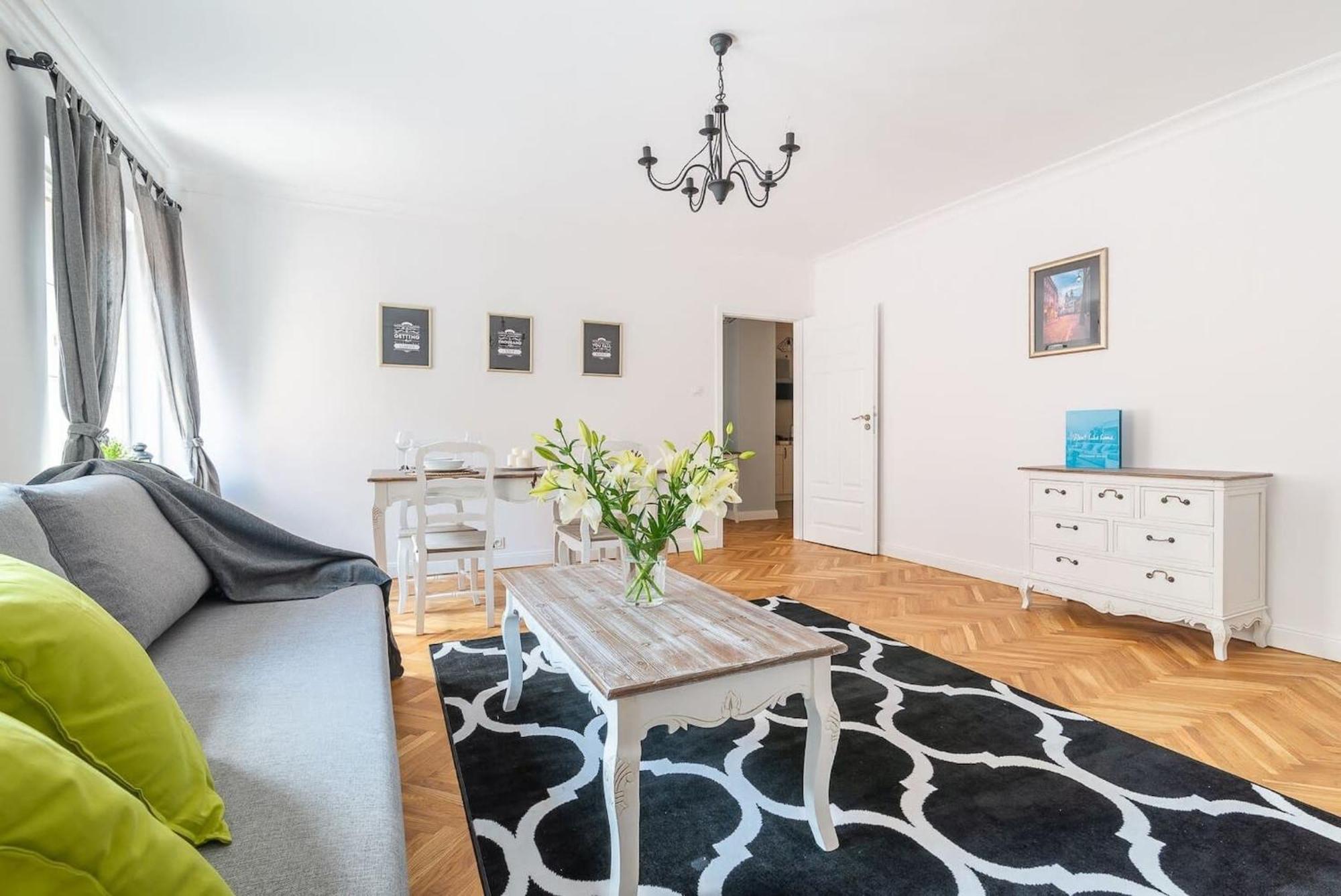 Senatorska 7 By Noclegi Renters وارسو المظهر الخارجي الصورة